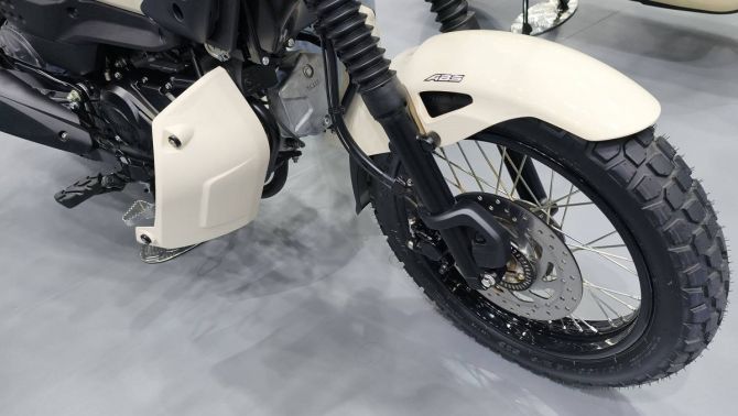Tuyên chiến Honda Future, Yamaha chính thức mở bán ‘vua xe số’ 115cc mới chất hơn Wave Alpha, giá rẻ