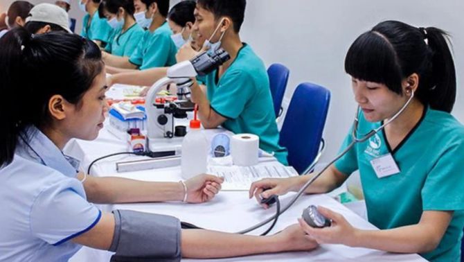 Chính thức từ 2026: Những đối tượng nào được khám bệnh miễn phí? Toàn bộ dữ liệu sức khỏe cập nhật qua VNeID