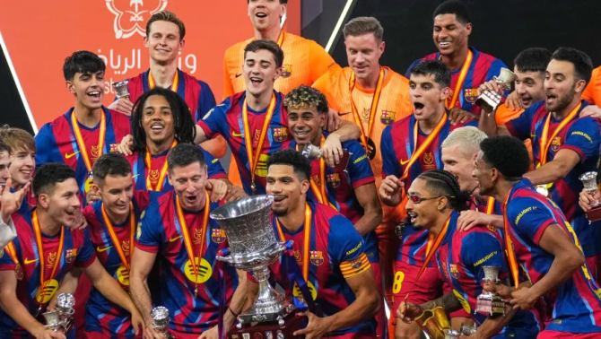 Barcelona vô địch La Liga sau El Clasico, Gavi tiết lộ màn khẩu chiến với Vinicius