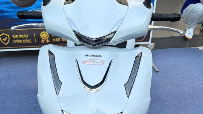 Honda SH phiên bản 2026 chính thức ra mắt tại Việt Nam: 3 phiên bản tuyệt đẹp, trang bị xịn, giá mềm