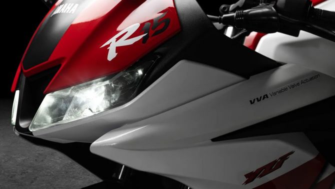 Tin xe hot 12/5: Yamaha ra mắt 'vua côn tay' mới ‘đàn em’ của Exciter với giá rẻ, có ABS 2 kênh xịn hơn Honda Winner R