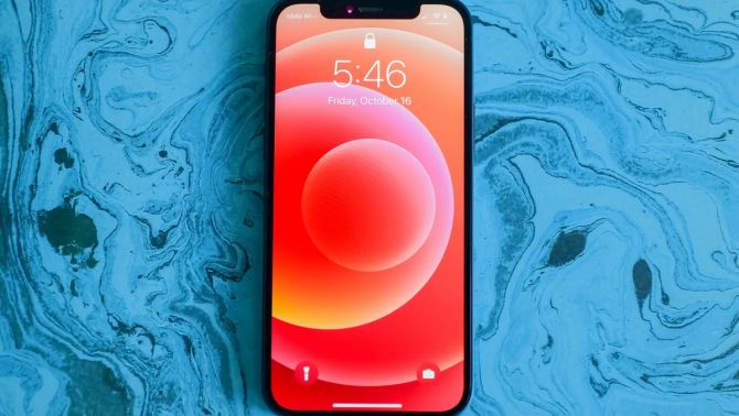 Đây là iPhone màn OLED kèm 5G rẻ nhất Việt Nam, xịn hơn iPhone 16e, giá rẻ bằng 1/3 iPhone 17e