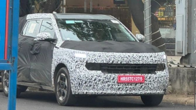 Kia Sonet 2027 lộ diện: SUV hạng A thiết kế, thêm công nghệ mới so kè với Toyota Raize