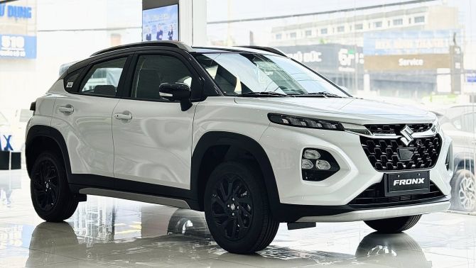 Suzuki Fronx giảm giá sâu chưa từng có tại đại lý: SUV hybrid Nhật chỉ từ 430 triệu, rẻ hơn cả Hyundai Grand i10