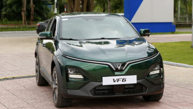 Điểm tin ô tô 14/5: Cập nhất giá xe VinFast mới nhất, Sedan điện cỡ D giá rẻ ‘đe nẹt’ Toyota Camry