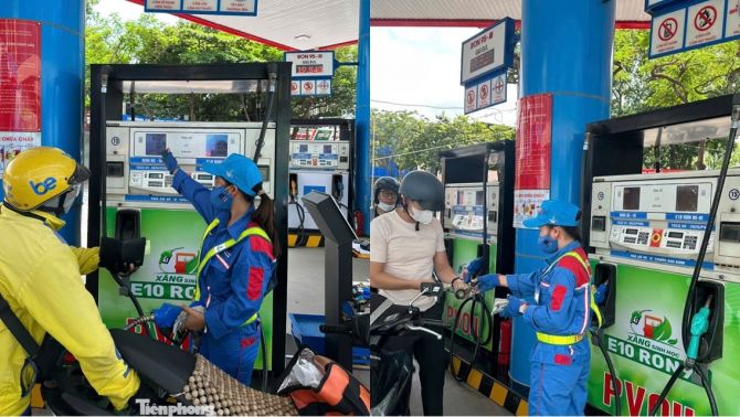 Toàn quốc sắp 'khai tử' RON 95, chỉ dùng xăng E10, Bộ Công Thương có chỉ đạo quan trọng