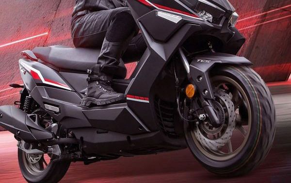 ‘Vua xe ga’ 150cc mới giá 46,4 triệu đồng rẻ hơn Honda Air Blade chính thức ra mắt, có ABS và TCS như SH 160i