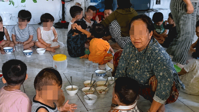 Bé 10 tháng tuổi tử vong khi ăn cháo ở nhà trẻ hoạt động 10 năm: Diễn biến mới khiến phụ huynh chú ý