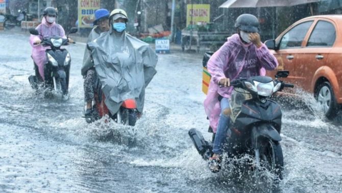 Miền Bắc sắp đón mưa lớn 3 ngày liên tiếp, thời điểm kết thúc chuỗi nắng nóng gay gắt?