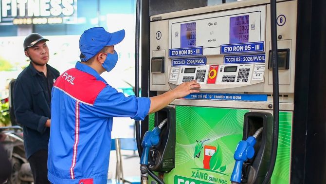 Ý nghĩa thật sự sau tên gọi xăng E10 RON95-III, Bộ Công Thương bác tin bán song song với xăng RON 95