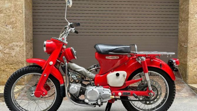 ‘Huyền thoại xe số’ Honda Cub CT90 Trail gần 60 năm tuổi xuất hiện tại Hà Nội, giá ngang ô tô cỡ nhỏ