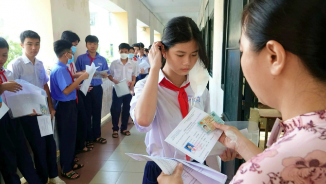 Kỳ thi lớp 10 TP.HCM 2026: Đề thi có thay đổi sau sáp nhập, điểm chuẩn được điều chỉnh ra sao?