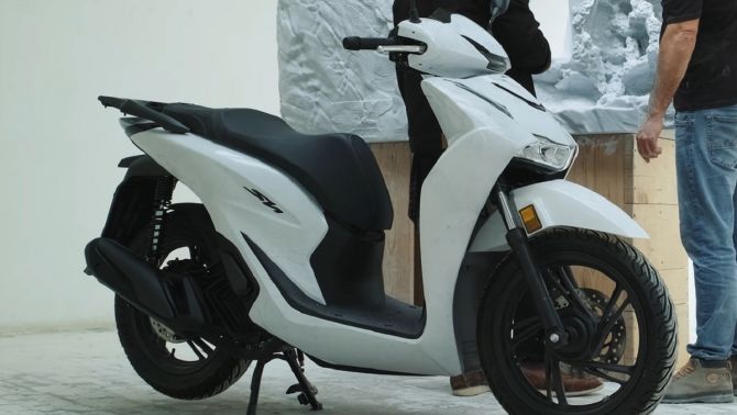 Honda SH 125i phiên bản đặc biệt trình làng: Thiết kế đẹp long lanh như SH 350i, có phanh ABS 2 kênh