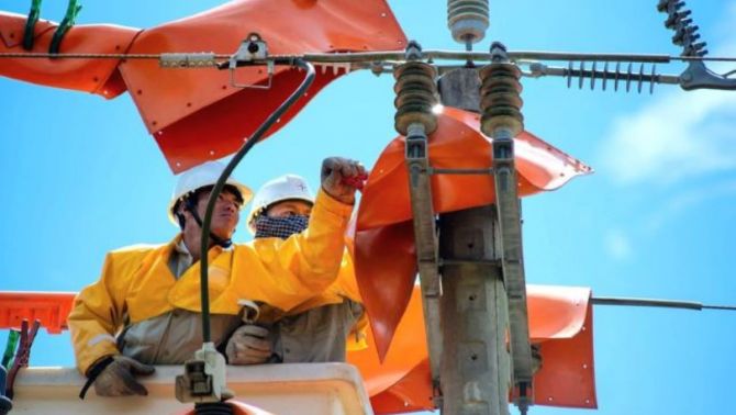 Giá điện giờ cao điểm mới thay đổi, có nhóm phải trả tiền điện cao gấp 2,8 lần
