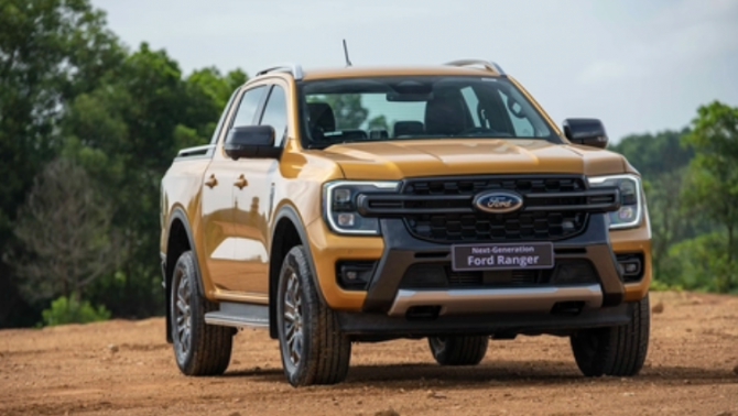 ‘Vua bán tải’ Ford Ranger nhận ưu đãi 'khủng' gần 100 triệu tháng 6 này: Thời điểm vàng ‘xuống tiền’
