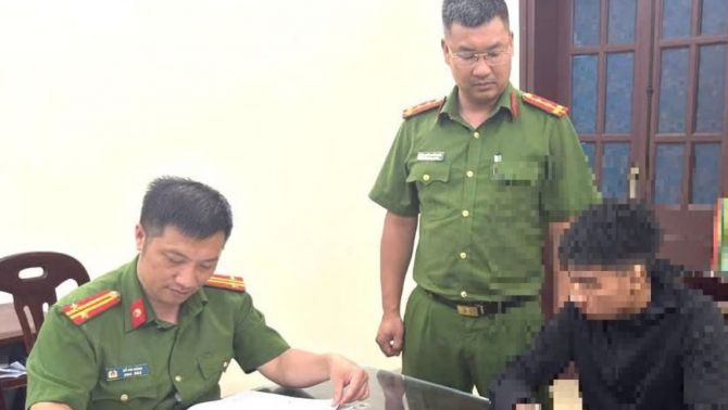 Giao xe máy cho con chưa đủ tuổi, gây tai nạn nghiêm trọng, người mẹ 9X ở Ninh Bình bị khởi tố
