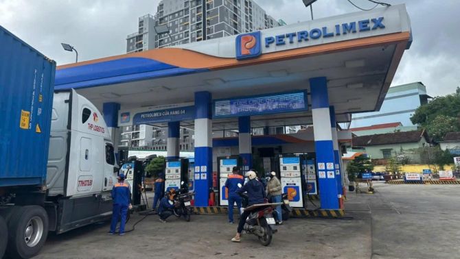 Tin xăng dầu ‘hot’ 7/6: Xăng E5 RON 92 và E10 RON 95 đồng loạt về sát mốc 20.000 đồng/lít, đầy bình xe ga 125cc cực rẻ
