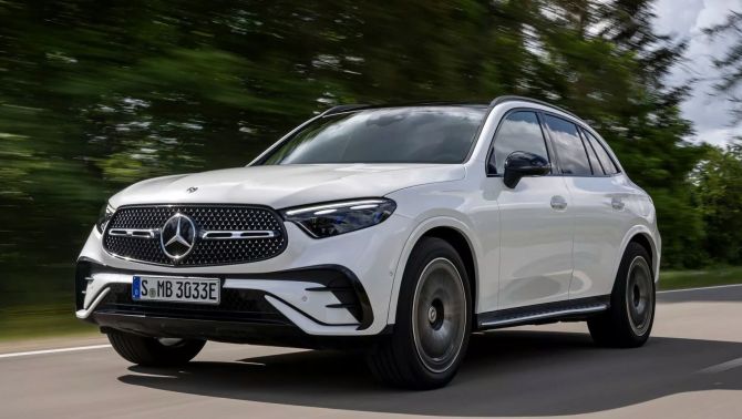 Mercedes-Benz GLC 350e 4MATIC sắp về Việt Nam: SUV hạng sang chạy điện tới 131 km, giá dự kiến hơn 3 tỷ đồng