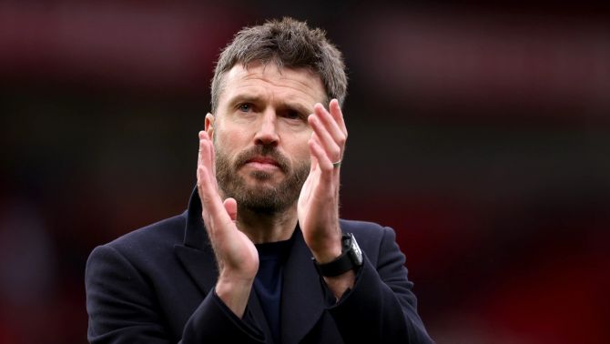 Michael Carrick tạo thay đổi lớn đầu tiên tại MU, chấm dứt truyền thống kéo dài 24 năm