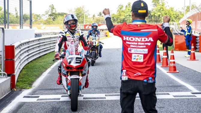 FPT Japan Holdings tài trợ đội đua Honda Racing Vietnam tại Giải đua xe Mô tô châu Á 2026
