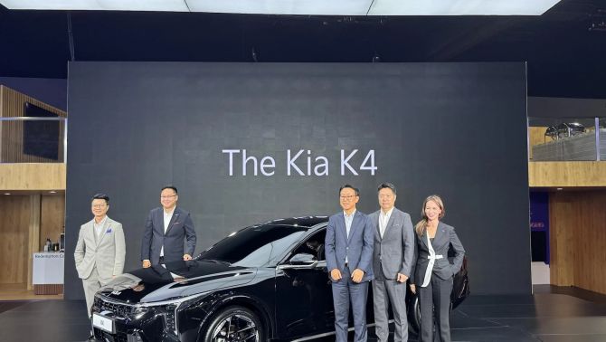 Kia K4 trình làng: 'Hậu duệ' Cerato/K3 sở hữu động cơ 193 mã lực, sedan mạnh hơn Honda Civic
