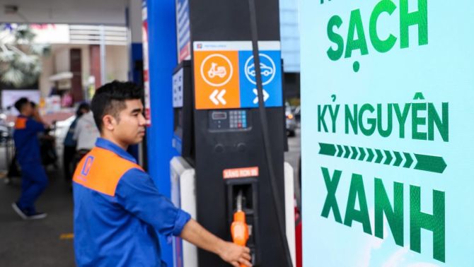 Giá xăng dầu hôm nay 14/6: Xăng E5, xăng E10, dầu diesel thấp hơn nhiều nước, dầu thô thủng đáy