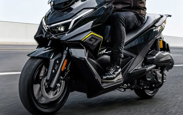 Tin xe trưa 15/6: Ra mắt ‘cơn ác mộng’ của Honda SH với giá 62 triệu đồng, trang bị át vía Air Blade
