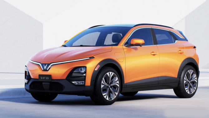 VinFast VF 6 tiếp tục thống trị phân khúc SUV hạng B, Toyota Yaris Cross bám đuổi quyết liệt