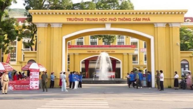 Kỷ luật 3 cán bộ trong vụ đổi bài thi: 2 bài thi xử lý thế nào? Học sinh tố giác có được cộng điểm?