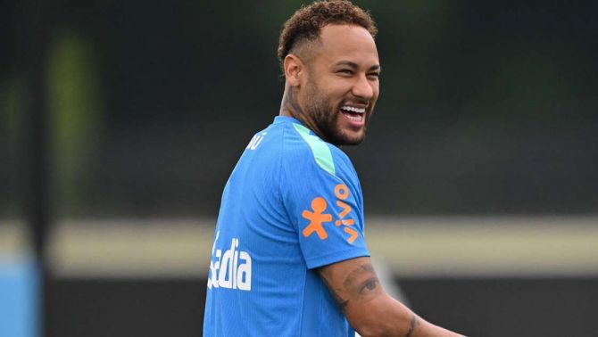 Neymar sẵn sàng tái xuất cùng Brazil, Martinelli báo tin vui trước trận gặp Scotland