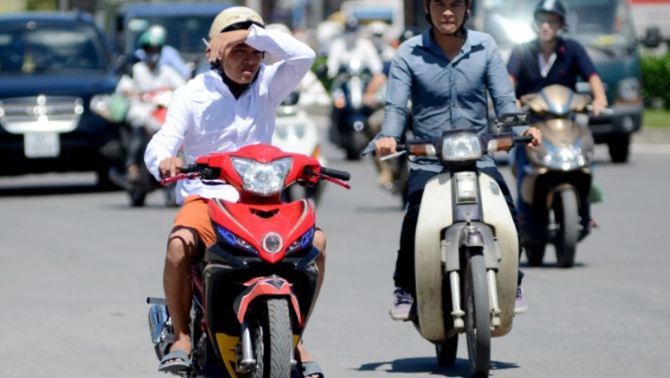 Tin thời tiết mới nhất: Hà Nội nắng nóng nhất từ đầu mùa, cơ quan khí tượng phát cảnh báo, khi nào hạ nhiệt?