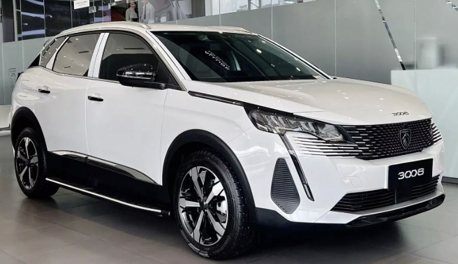 Triệu hồi hơn 110.000 xe Peugeot 3008 và 5008 do lỗi cửa, nguy cơ không thể thoát ra ngoài
