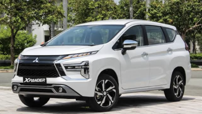 Đánh giá các mẫu MPV gia đình tốt nhất ở thời điểm hiện tại: Xpander, Veloz Cross hay Limo green?