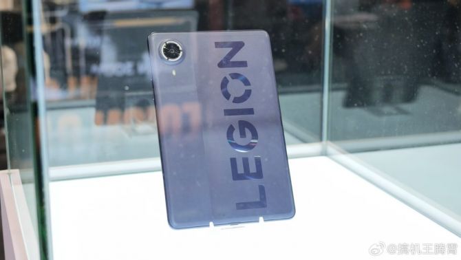 Lenovo lộ thiết kế mẫu gaming tablet mới, có gì đặc biệt so với các sản phẩm trước?