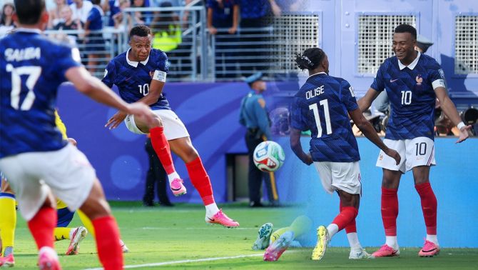 ĐT Pháp 'nhấn chìm' Thụy Điển, Kylian Mbappe chính thức lập siêu kỷ lục tại World Cup 2026