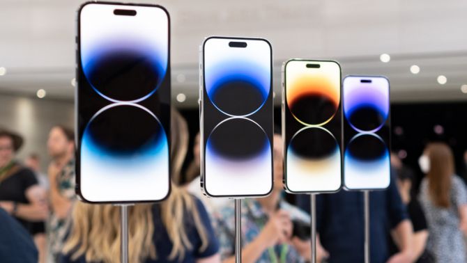 Bảng giá iPhone cũ tháng 7: Giảm thủng đáy, iPhone 14 chỉ từ 10 triệu đồng, iPhone 13 cũ rẻ như cho