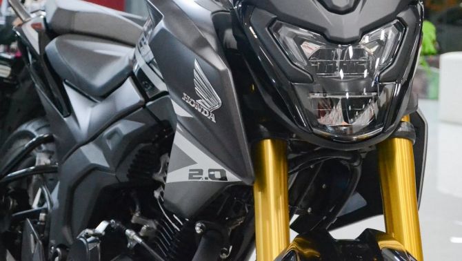 Honda chính thức mở bán ‘vua côn tay’ 185cc mới giá 70 triệu đồng: Phân khúc cao hơn Honda Winner R