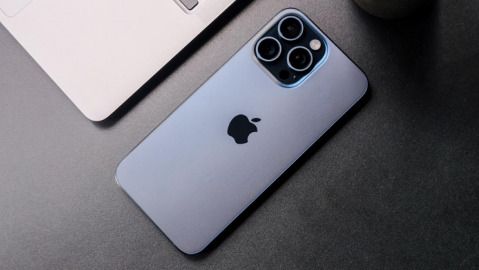iPhone cũ bỗng trở nên hot vì giá rẻ hơn đến 50% giá mới, đặc biệt iPhone 13 Pro Max cũ