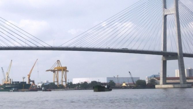 Danh tính trung tá công an TP HCM mất tích trên sông vì ca nô bị lật, đã rõ nguồn cơn sự việc