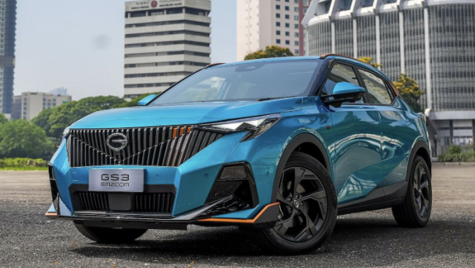 ‘Tân binh khủng long’ GAC GS3 Emzoom giá 639 triệu: Đủ sức ‘đấu’ Mitsubishi Xforce và Yaris Cross?
