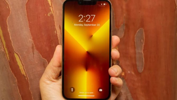 Đây là iPhone 3 mắt màn 120Hz rẻ nhất Việt Nam, camera xịn ăn đứt cả iPhone 17, iPhone Air mới