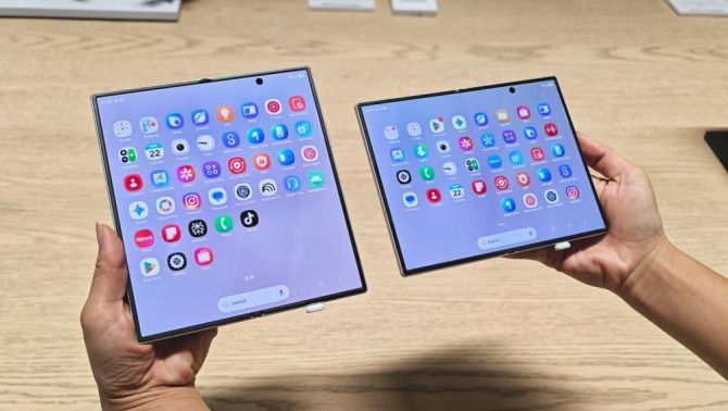 Cận cảnh Galaxy Z Fold8 Ultra: Không còn nếp gấp, pin lớn hơn, xứng danh là 'Vua gập' 2026