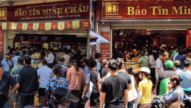 Giá vàng hôm nay 23/7 (chiều 23/7): Người mua lỗ 11 triệu, SJC thông báo thời gian trả tiền thu mua vàng