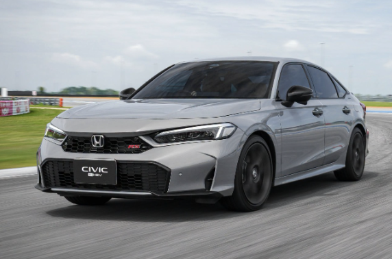Honda Civic e:HEV 2026 ra mắt: Giá từ 740 triệu đồng, có gì để ‘đấu’ lại Mazda3 và Kia K3