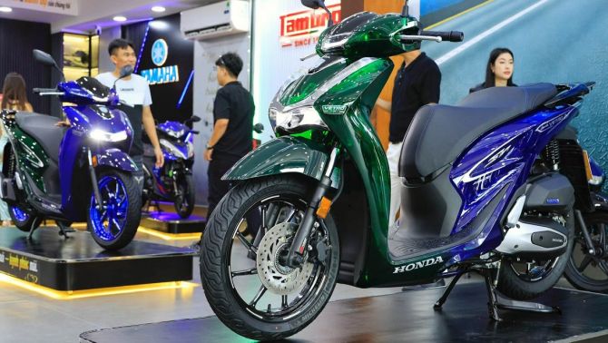 Tin xe máy 28/7: Honda SH 150i 2026 chính thức ra mắt khách Việt, thiết kế đẹp long lanh, giá dễ mua