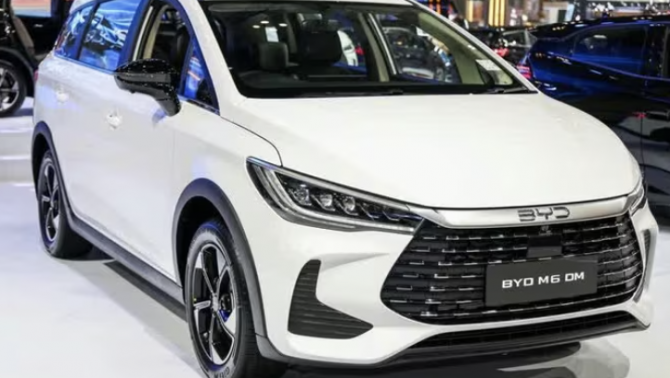 BYD M6 DM ra mắt: MPV gia đình 7 chỗ giá từ 434 triệu đồng, ‘đối cứng’ của Mitsubishi Xpander