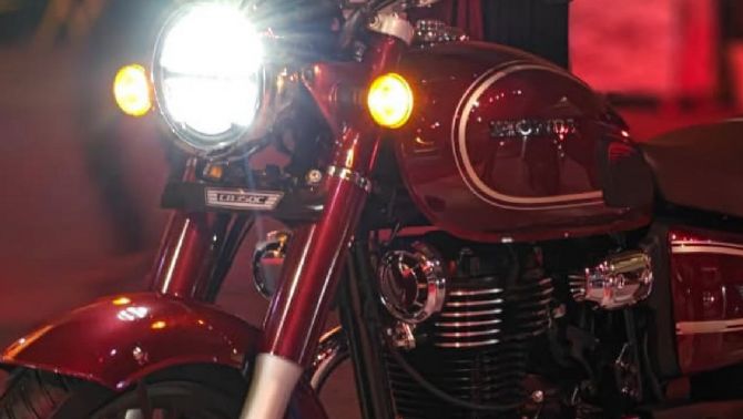 Honda chính thức ra mắt ‘huyền thoại côn tay’ mới giá khoảng 52 triệu đồng: Đẳng cấp vượt thời gian
