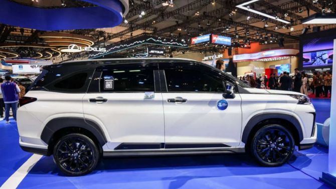 Toyota chính thức ra mắt mẫu MPV 7 chỗ đẹp long lanh giá 440 triệu đồng: ‘Xé vé’ Mitsubishi Xpander
