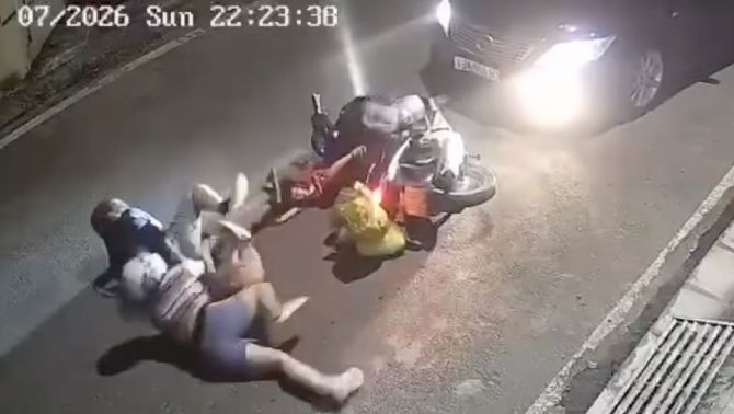 Tìm được tài xế ô tô tông ngã xe máy chở 4 người trong gia đình rồi bỏ chạy, đã xác định nguyên nhân
