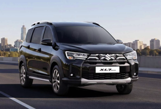 Suzuki XL7 facelift ra mắt: MPV gia đình thêm camera 360, cạnh tranh Mitsubishi Xpander
